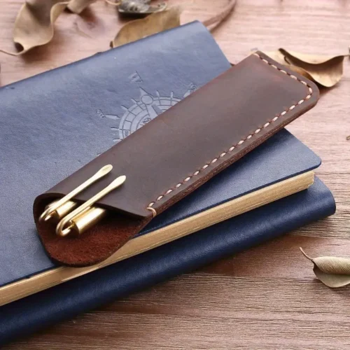 1704891060203-cc8bef38857548ff87da62cfe298e385-goods-1.webp 1pc Hand-stitched Cowhide Pen Bag